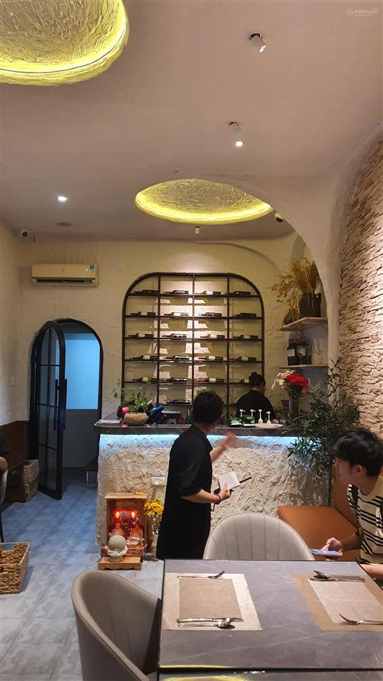 Hiếm q.3. nhà 3t, phạm ngọc thạch, dt 62 m2, gần hồ con rùa, giá tốt