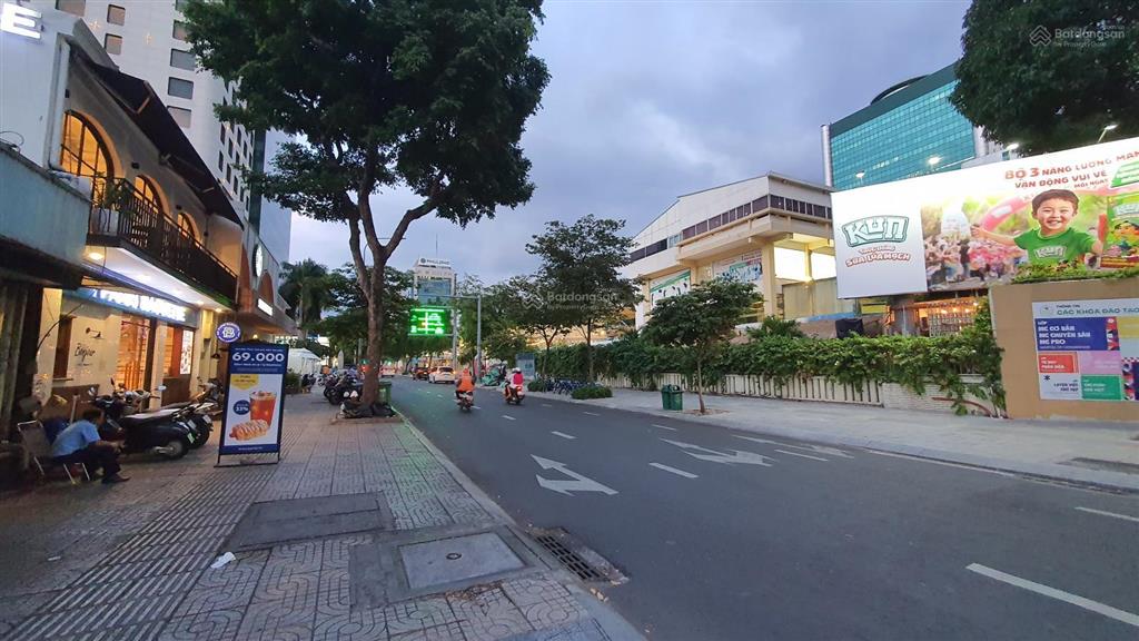 Hiếm q.3. nhà 3t, phạm ngọc thạch, dt 62 m2, gần hồ con rùa, giá tốt