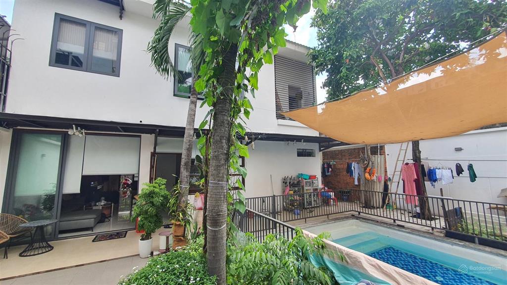 Hiếm q.9. biệt thự phước long, dt 351 m2, ngang 12 m, giá cực tốt.