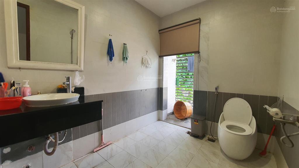 Hiếm q.9. biệt thự phước long, dt 351 m2, ngang 12 m, giá cực tốt.