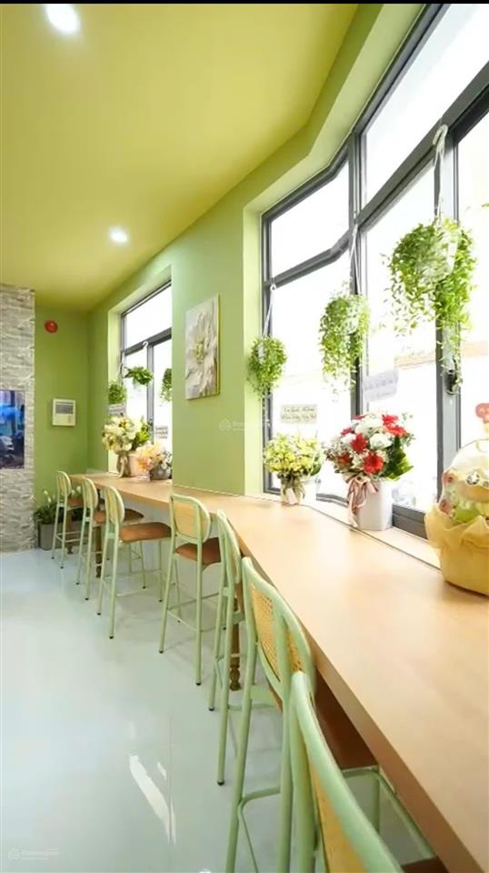 Bán chdv 21 phòng, thang máy, doanh thu 4,2 tỷ/năm, đối diện bv chợ rẫy, giá cực tốt