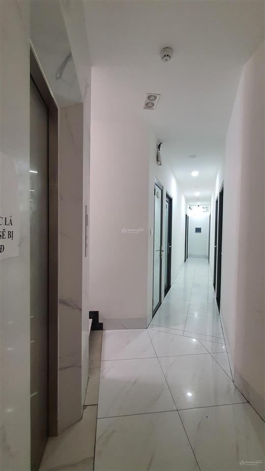 Bán chdv 21 phòng, thang máy, doanh thu 4,2 tỷ/năm, đối diện bv chợ rẫy, giá cực tốt