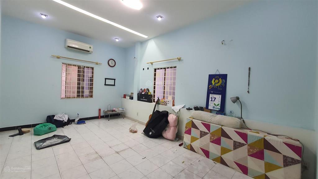Cho thuê nhà 2 tầng, hẻm xe hơi đinh công tráng, quận 1, dt sàn 126 m2, kinh doanh vip, giá tốt