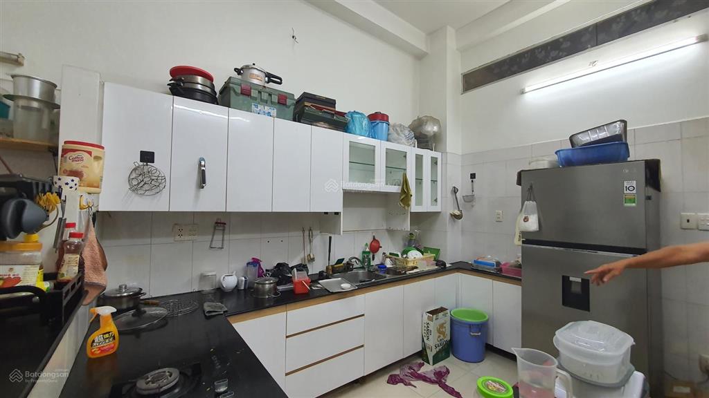 Cho thuê nhà 2 tầng, hẻm xe hơi đinh công tráng, quận 1, dt sàn 126 m2, kinh doanh vip, giá tốt