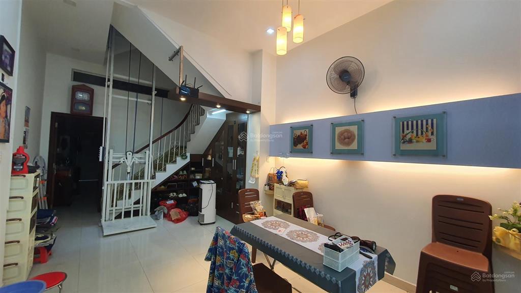 Cho thuê nhà 2 tầng, hẻm xe hơi đinh công tráng, quận 1, dt sàn 126 m2, kinh doanh vip, giá tốt