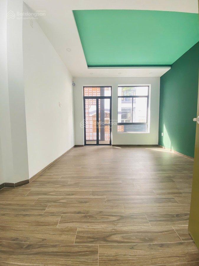 Nhà 5t, dt 39 m2, ngang 4 m, hẻm xe hơi thông, giá tốt