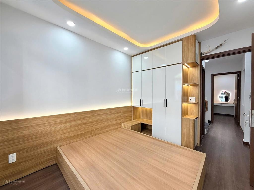 Hiếm q.3, nhà 4t, hẻm xe hơi điện biên phủ, 4pn, mới cứng, full nội thất, giá tốt