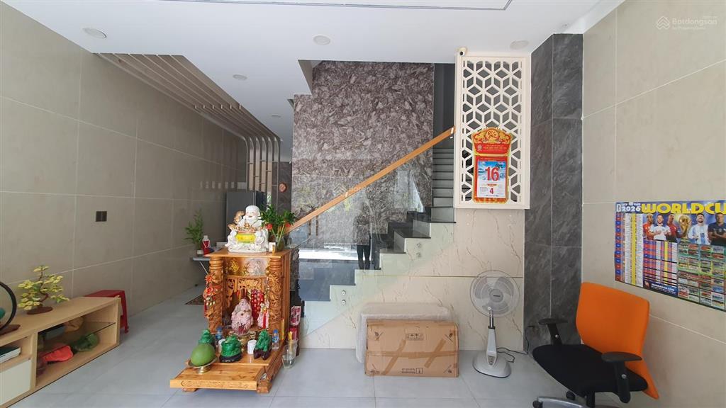 Biệt thự view sông, dt 176 m2, ngang khủng 9m, kdc vip bình chánh, giá cực tốt