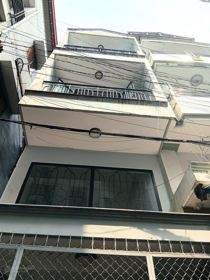 Căn góc, 4 tầng, 3 mặt thoáng, dtsd 64 m2, kế khách sạn 5 sao, giá tốt