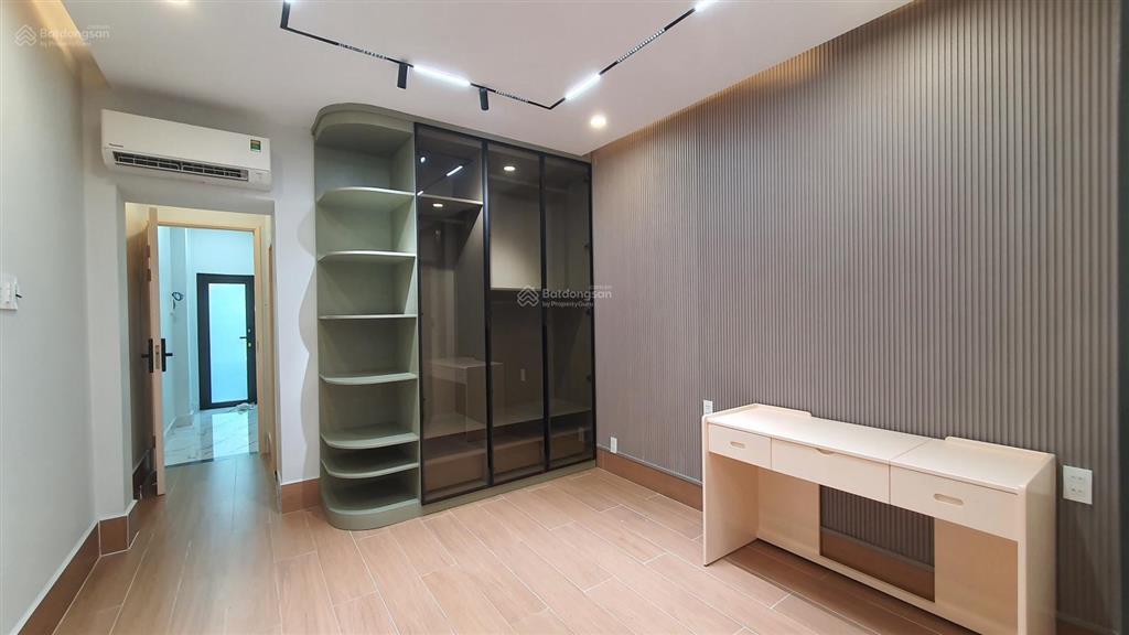 Nhà 5t, thang máy, mặt tiền điện biên phủ, 2 mặt thoáng, full nội thất, khai thác air bnb, giá tốt