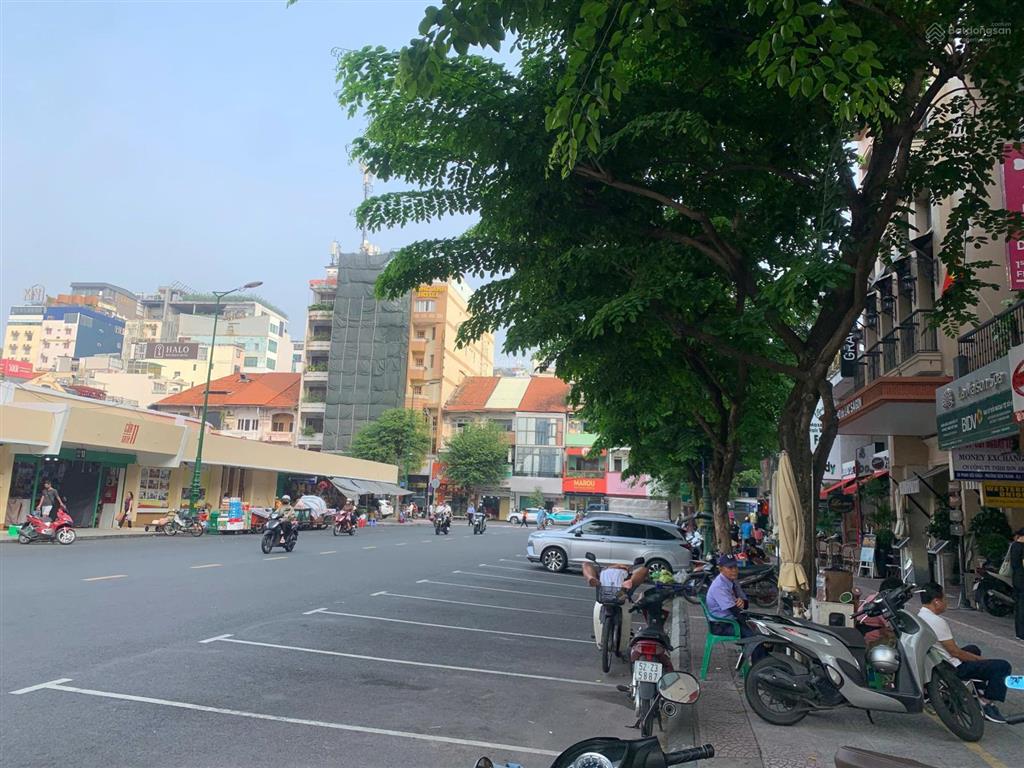 Nhà 4t, mặt tiền lưu văn lang, ngay chợ bến thành, dt rộng, giá tốt kv