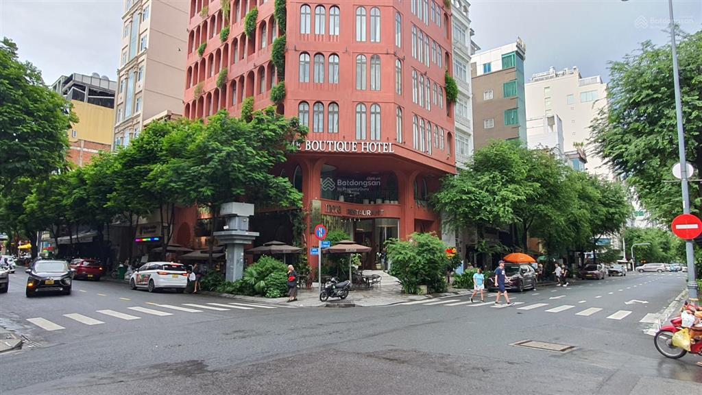 Lô đất trống, đường lê thánh tôn, p. bến thành, xây chdv, giá tốt