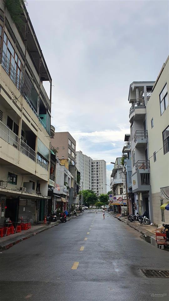 Nhà 5t, full nội thất cực đẹp, mặt tiền vip, p. chợ lớn giá siêu tốt
