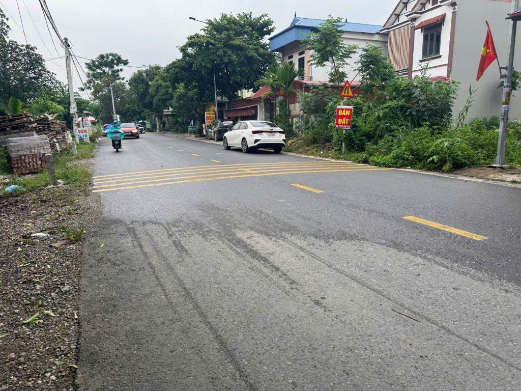 SIÊU PHẨM ĐẦU TƯ - BÁN 2 MẢNH ĐẤT VÀNG ĐỐI DIỆN CỔNG KCN TRÁC VĂN - PHƯỜNG DUY TIÊN