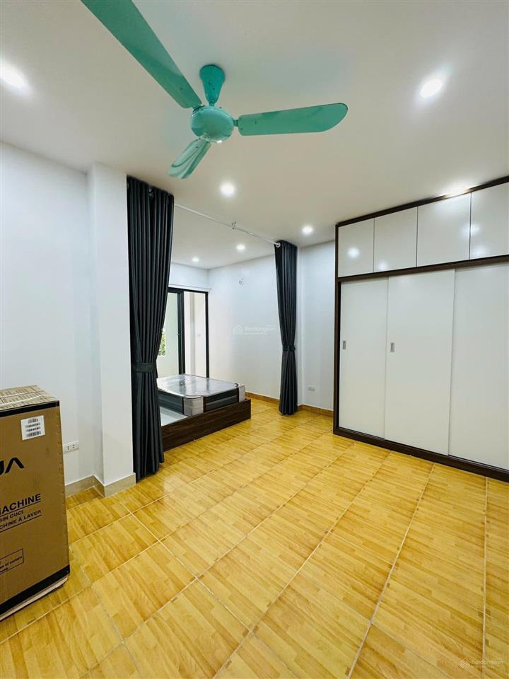 Chính chủ cho thuê ccmn 1k1n rộng đẹp ở thanh xuân