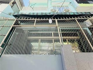 Hẻm thông lê quang định  sát mặt tiền  4 tầng btct  6pn 6wc khép kín  dt 5x9 45m2 nhỉnh 7đ