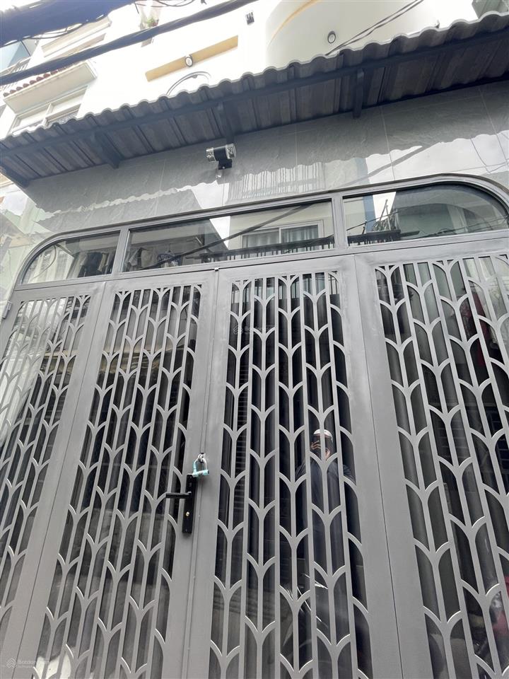 Bùi đình tuý, 2 tầng (3pn) full nt, ngang 4.5 x 10m, ngay ubnd p. 12, có pn trệt, sân thượng, shr