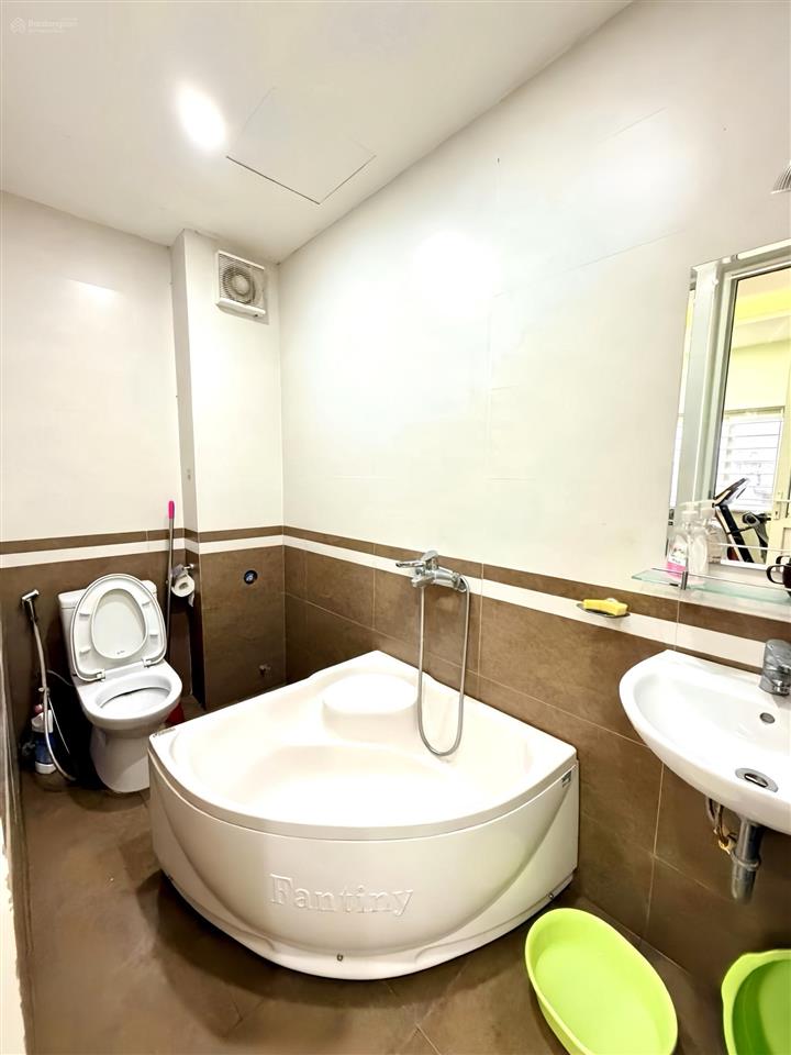 Nhà đẹp chùa bộc 45m2,lô góc 2thoáng, 50m ra phố, ở ngay, giá 12.9tỷ.