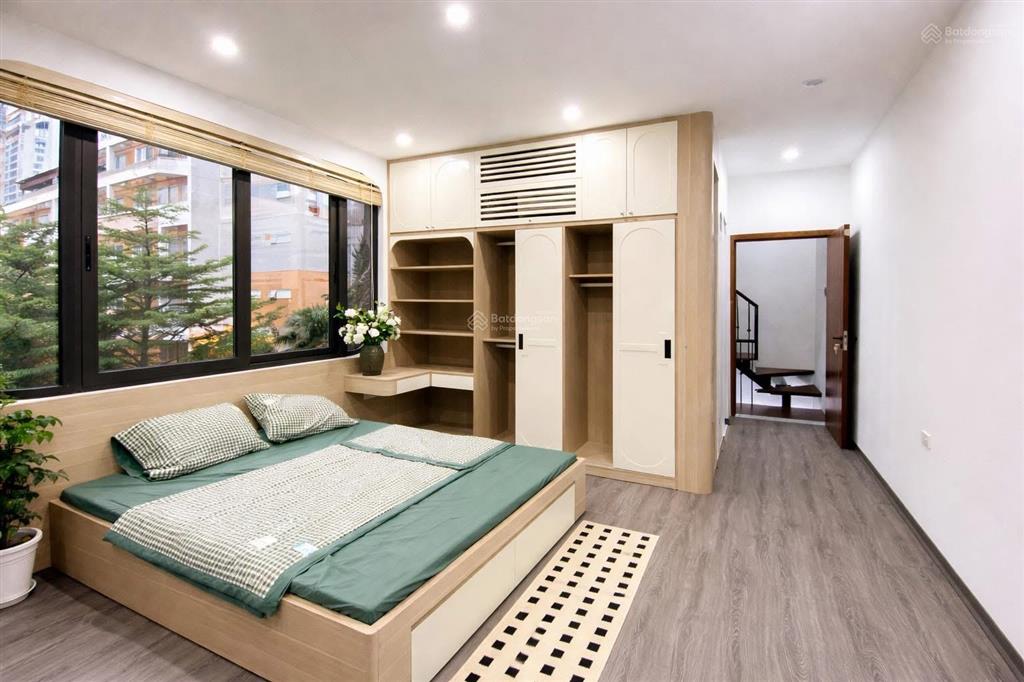 (hiếm) 11tỷ5 oto tránh liền kề nguyễn tuân 30m2* 5t, lô góc 3pn, nhà đẹp ở ngay.