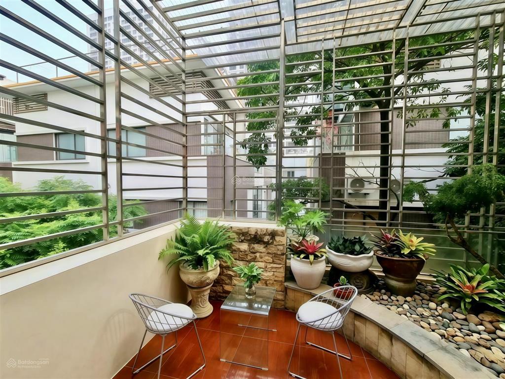 Bán nhà phố nguyễn tuân dt50m2 x 5t, mt4.2m, 2thoáng, oto đỗ cửa, 4pn, ngõ thông, giá 17.9tỷ.