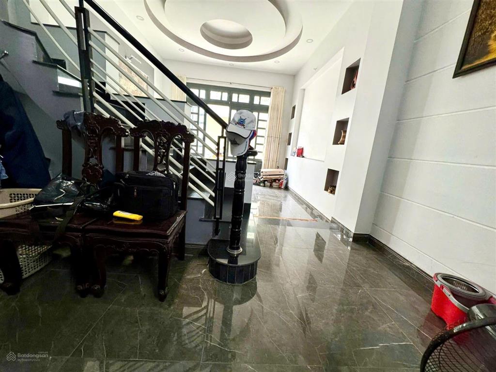 Bán nhà phố liền kề hẻm oto thông thoáng của đường thạnh mỹ lợi p. thạnh mỹ lợi quận 2