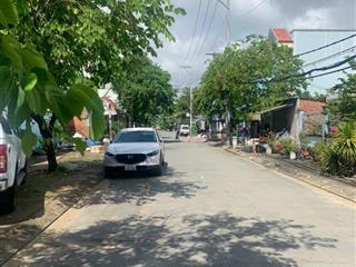 Bán lô đất mặt tiền đường số 26 p.cát lái quận 2 ( 2 oto tránh nhau lg đường 12m )