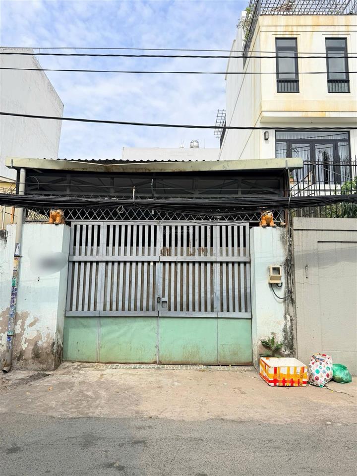Bán nhà cấp 4 cũ thuộc đường số 47 p. thảo điền quận 2. khu dân cư hiện hữu