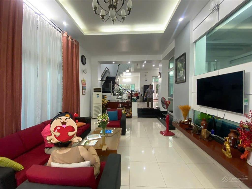 Bán căn biệt thự nội khu 280 lương định của p. an phú quận 2 (khu chỉ có 12 nền biệt thự độc lập)