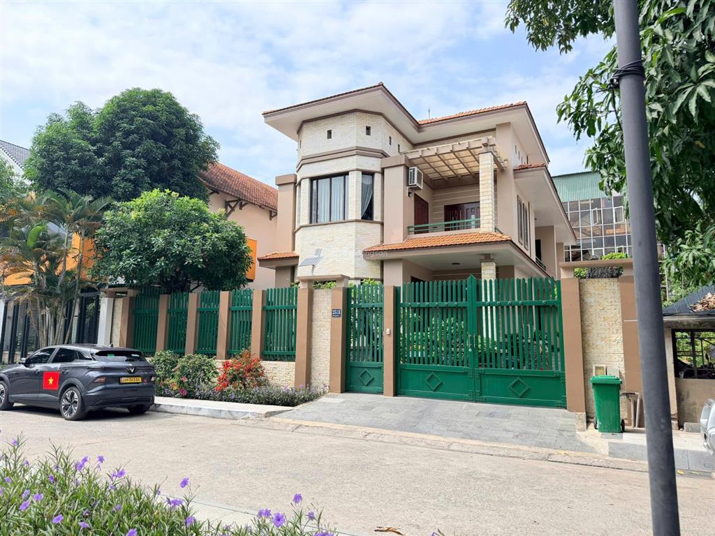 Bán căn biệt thự nội khu 280 lương định của p. an phú quận 2 (khu chỉ có 12 nền biệt thự độc lập)
