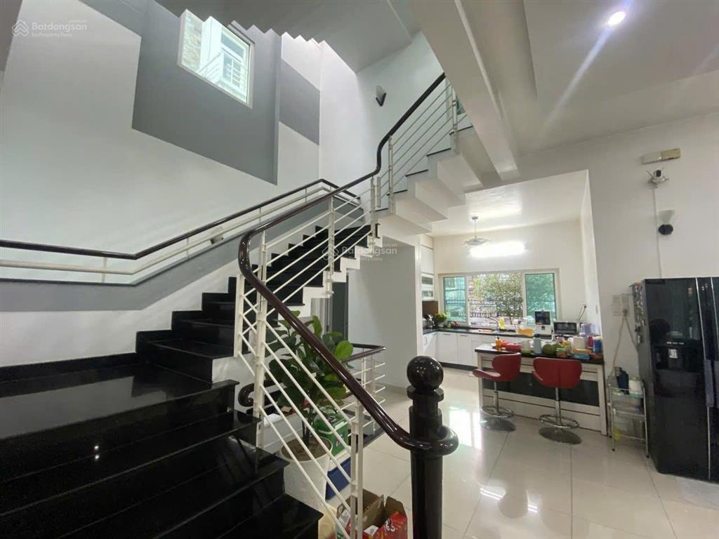 Bán căn biệt thự nội khu 280 lương định của p. an phú quận 2 (khu chỉ có 12 nền biệt thự độc lập)