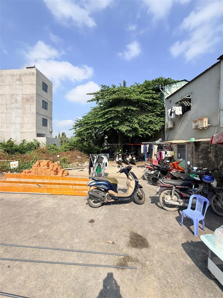 Bán lô đất mặt tiền khu dự án đặng gia phát, đường nguyễn duy trinh, p. bình trưng đông, quận 2
