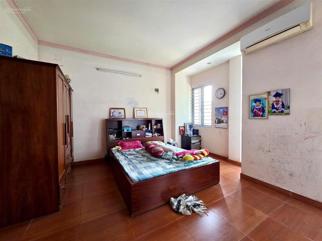 Bán nhà phố bình trưng tây quận 2 gần bv lê văn thịnh 4 tầng 104m2 sổ hồng riêng