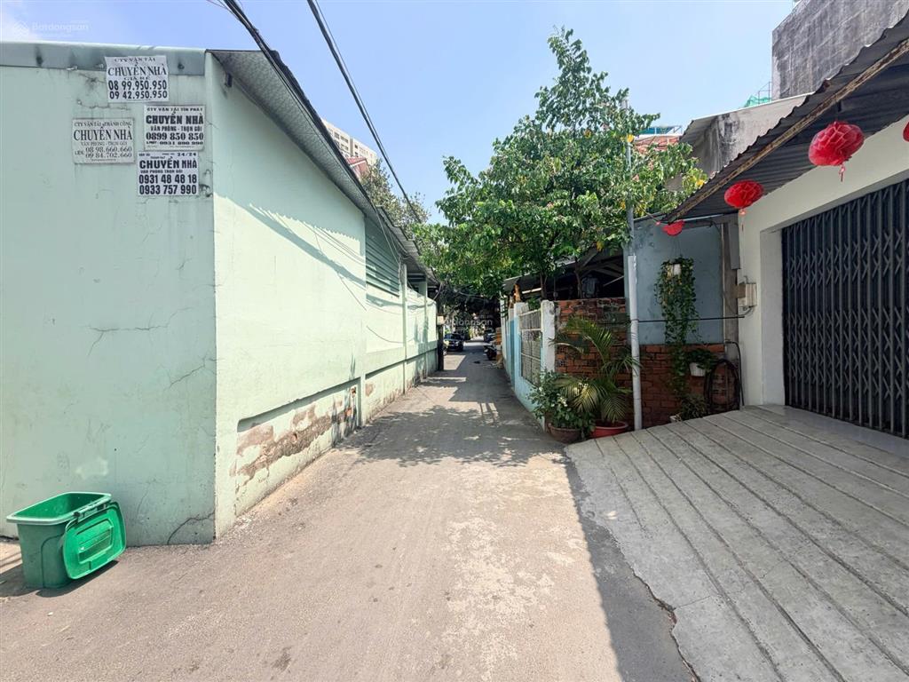 Bán nhà mặt tiền đường số 62 p.thảo điền quận 2.