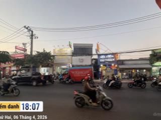 Nhà mặt tiền đường số 2  đường số 1  đường số 11 . góc 2 mặt tiền , hành lang trước nhà rộng 4m