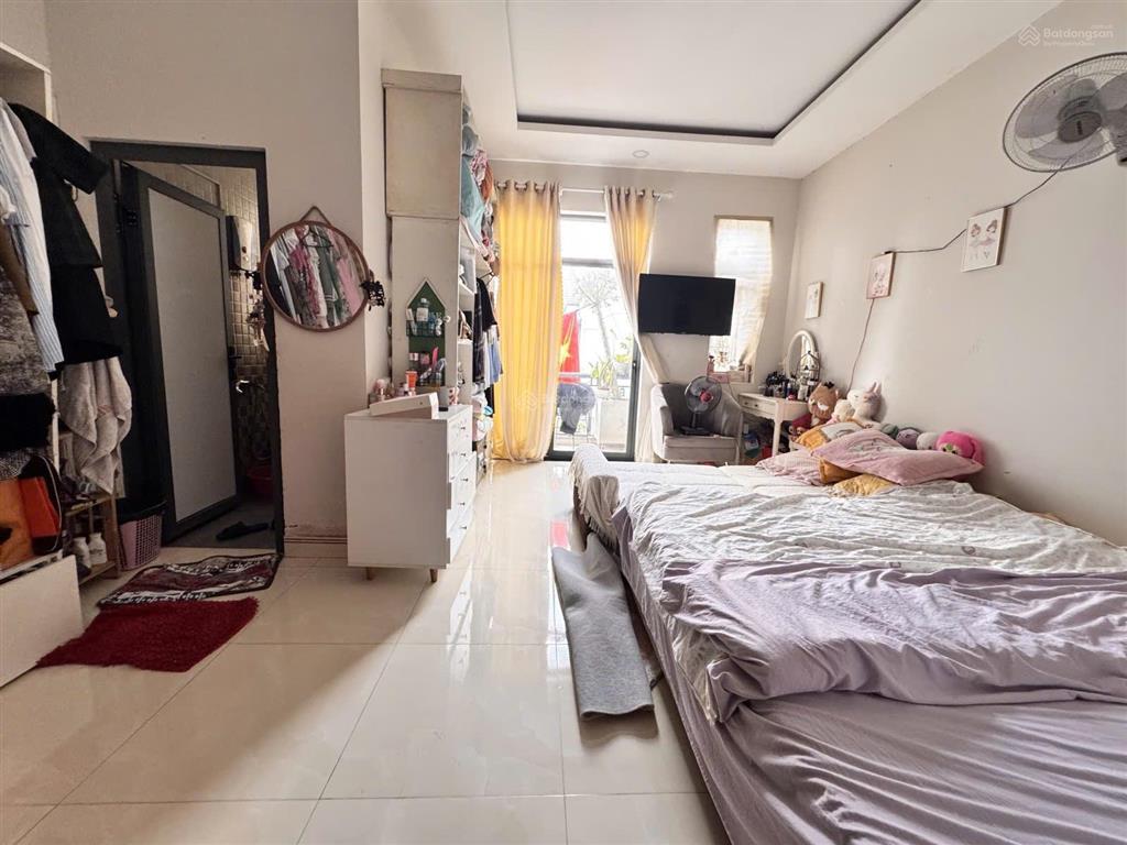 Bán nhà phố liền kề hẻm oto 4m đường số 6 p.bình trưng đông quận 2