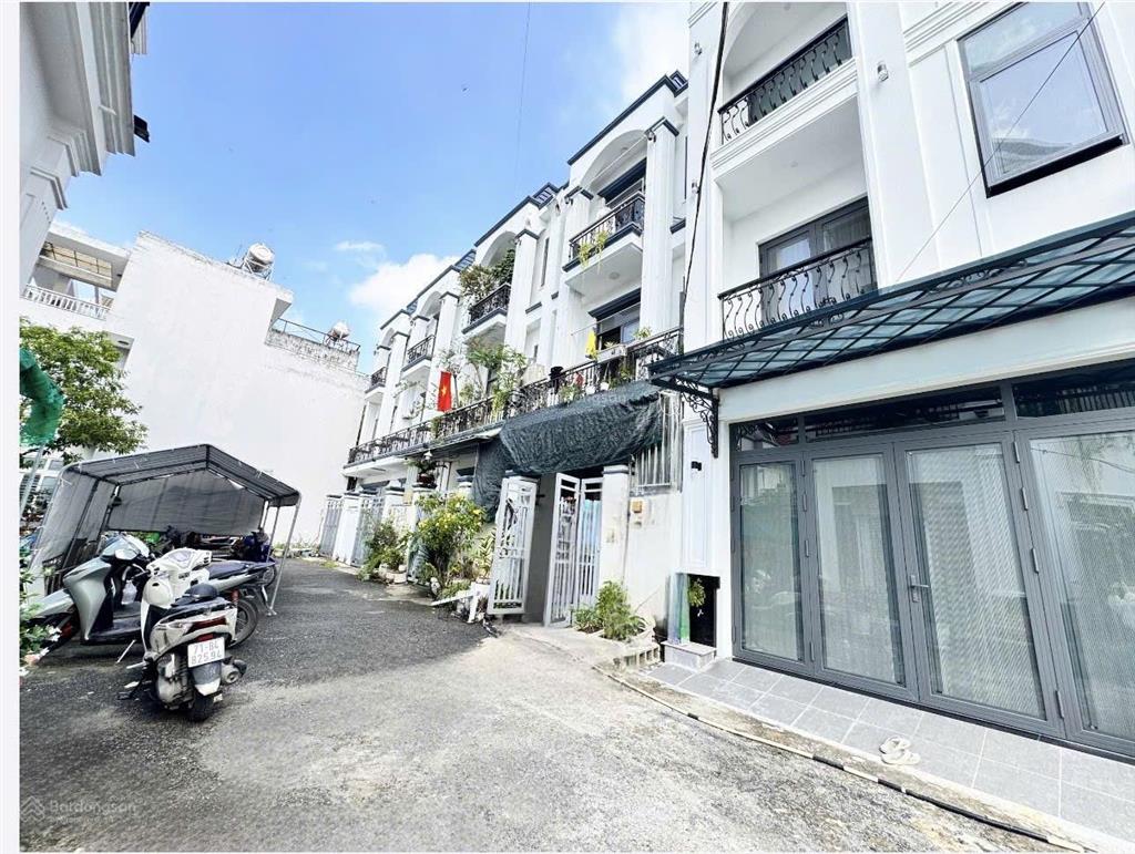 Bán nhà phố liền kề hẻm oto 4m đường số 6 p.bình trưng đông quận 2