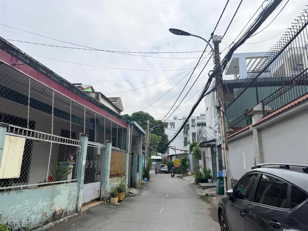 Chính chủ gửi bán nhà mặt tiền đương số 35 bình trưng tp.hồ chí minh