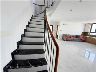 Penthouse duplex precia q2  2 căn liền kề hiếm, view thoáng đẹp, đẳng cấp sống cao
