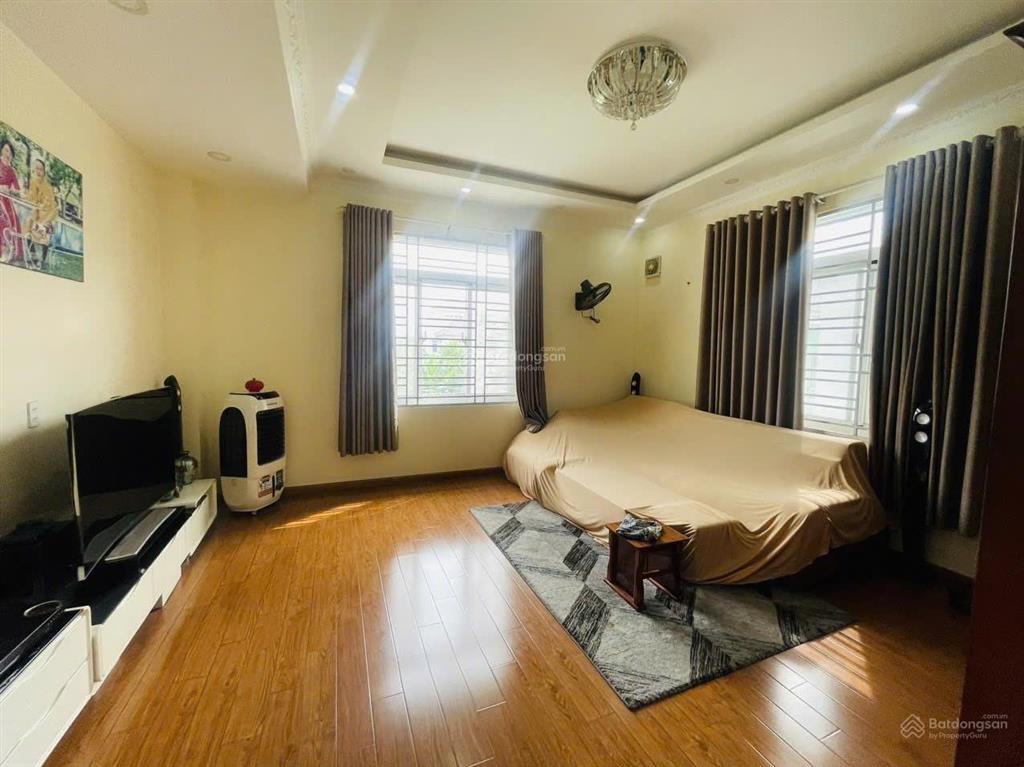 Biệt thự sân vườn khu dự án khu dân cư tuổi trẻ, đường lê hữu kiều p. bình trưng tây quận 2