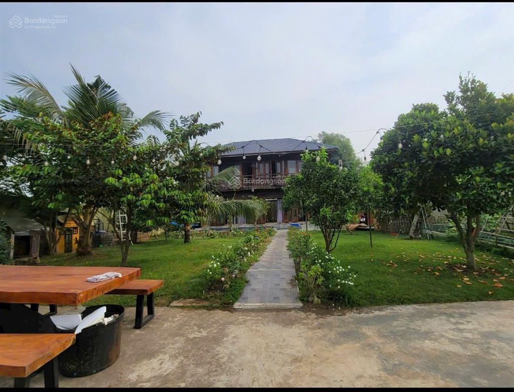 Bán căn biệt thự gỗ cổ điển thuộc hẻm 545 đường nguyễn xiễn p.long thạnh mỹ quận 9.