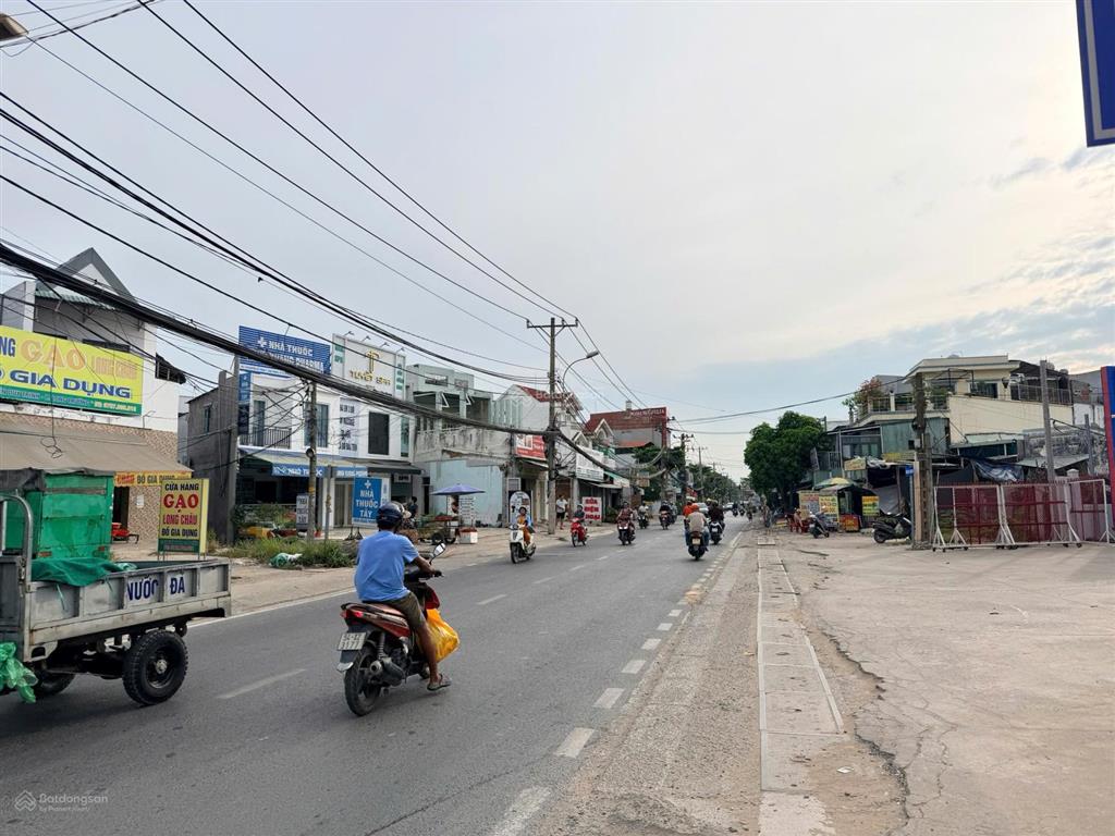 Bán đất mặt tiền kinh doanh nguyễn duy trinh, p. long trường quận 9, nở hậu đẹp, giá tốt