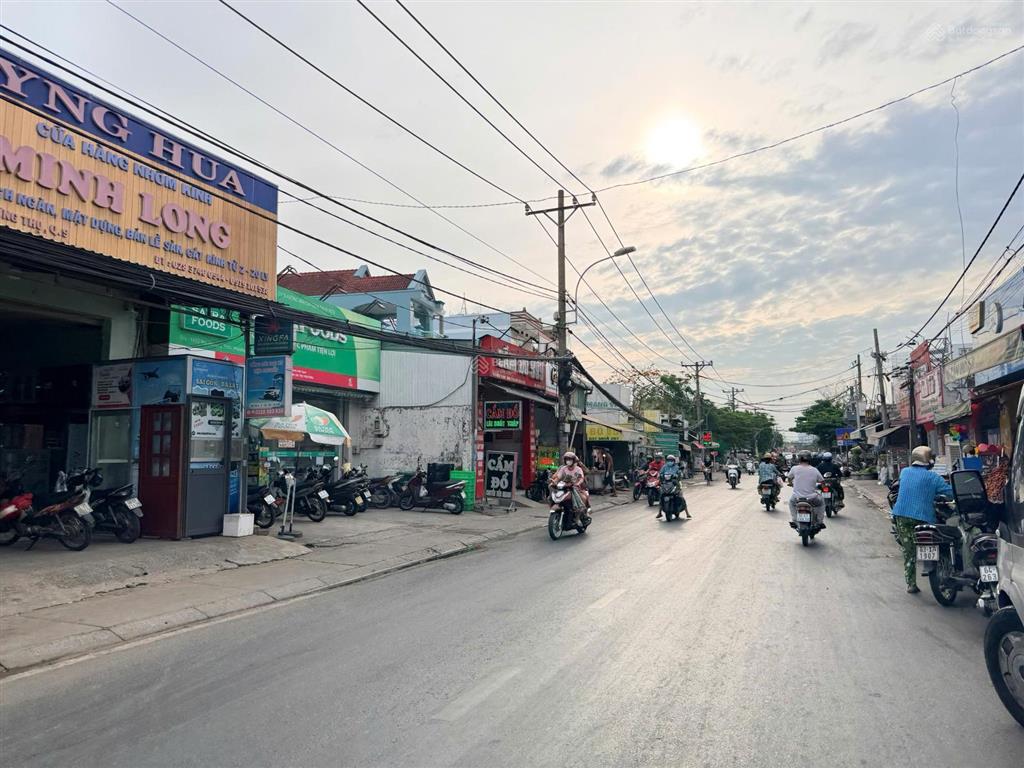 Bán đất mặt tiền kinh doanh nguyễn duy trinh, p. long trường quận 9, nở hậu đẹp, giá tốt