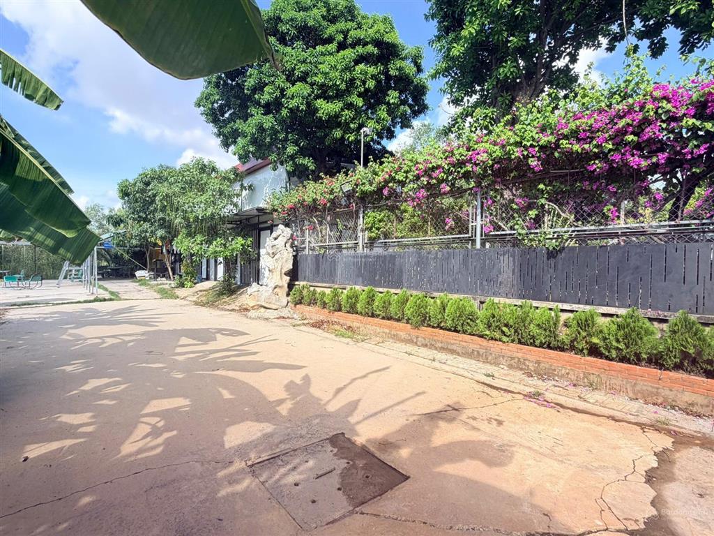 Bán nhà vườn hẻm 148 đường trường lưu p. long trường quận 9
