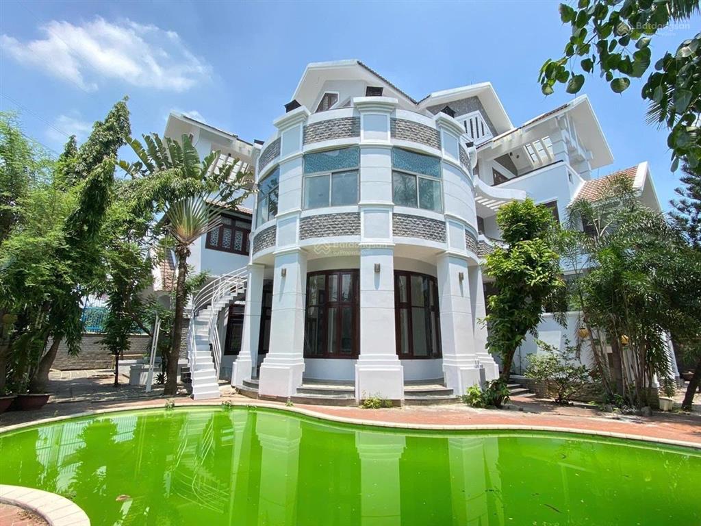 Bán căn biệt thự 2 mặt tiền trước sau đường võ nguyễn giáp + nam hoà p. phước long a quận 9