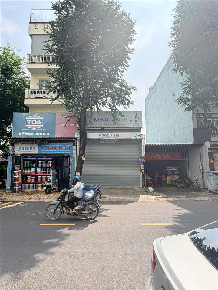Bán lô đất mặt tiền đường d2 nhìn qua block chung cư c5 p. tăng nhơn phú a, quận 9