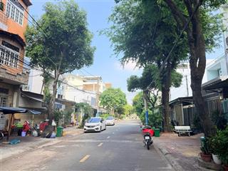 Bán nhà phố liền kề mặt tiền đường số 4 p.phước bình quận 9