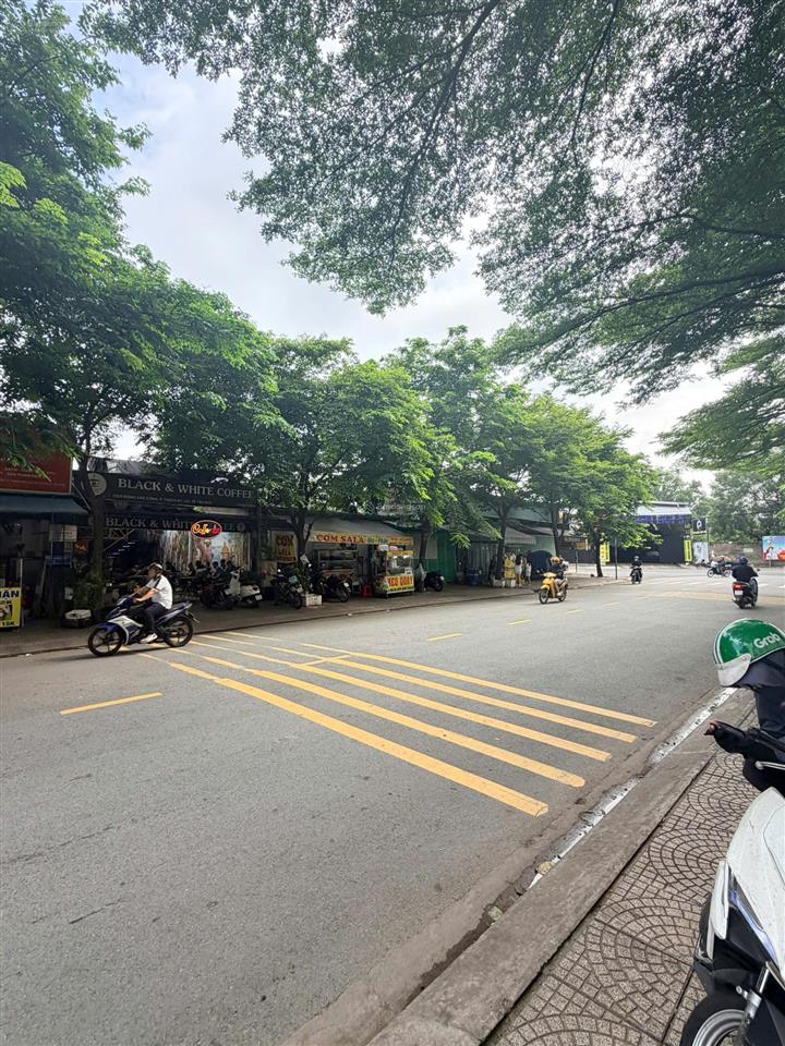 Bán đất mặt tiền đường số 7 vị trí đối diện chung cư the cbd p. thạnh mỹ lợi quận 2