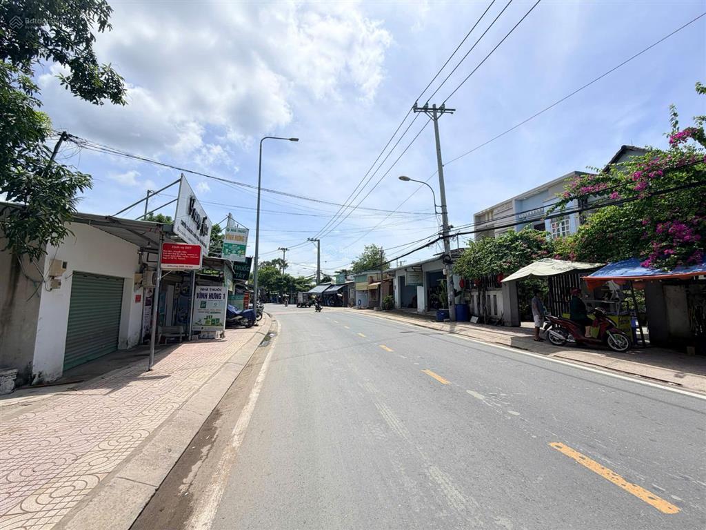 Bán lô đất mặt tiền đường long phước p. long phước quận 9 (cách chợ long phước 50m)