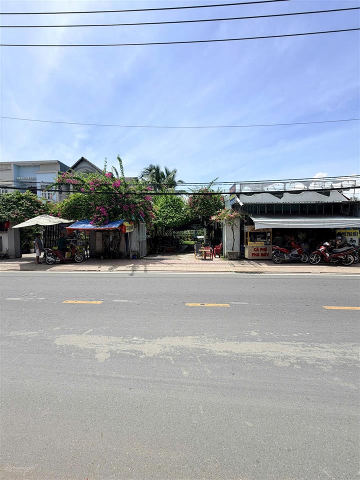 Bán lô đất mặt tiền đường long phước p. long phước quận 9 (cách chợ long phước 50m)