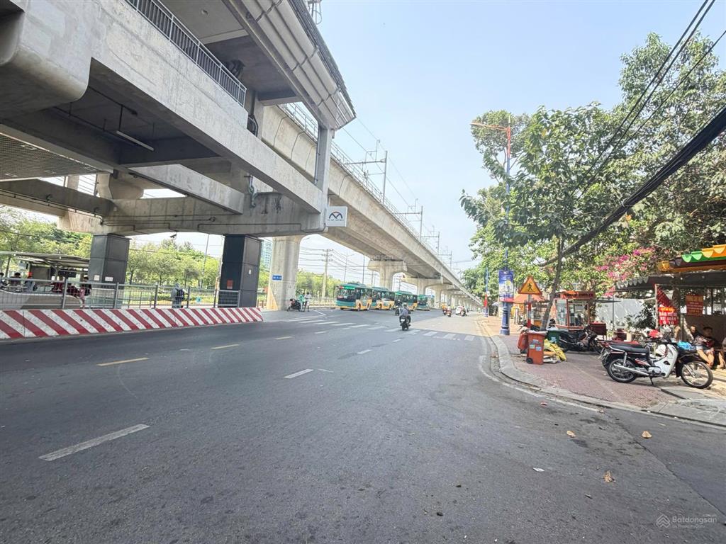 Bán 2 lô liền kề vị trí hẻm 417 nguyễn văn bá sát bên tuyến metro